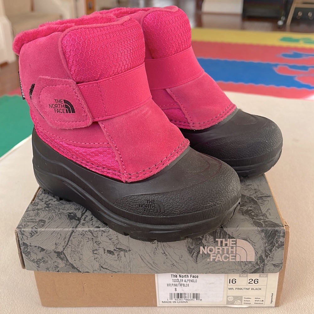 The North Toddler Aplenglow Boots Size 9 NEW IN BOX